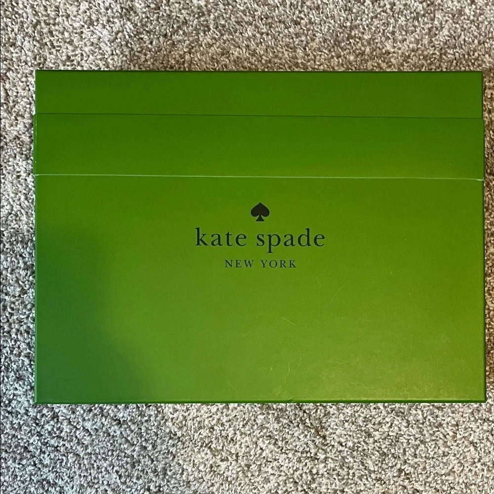 Kate Spade Pink Hat,Arm Warmers, Scarf With Bows Box Set NWT